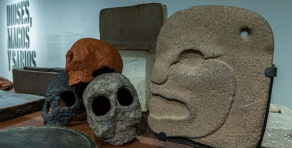 Dioses, Magos y Sabios en CaixaForum «Visita Familiar»