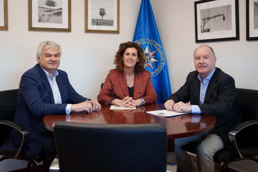 Firma del convenio entre el Centro Asociado de Guadalajara de la UNED y el Colegio Oficial de Industriales de Madrid
