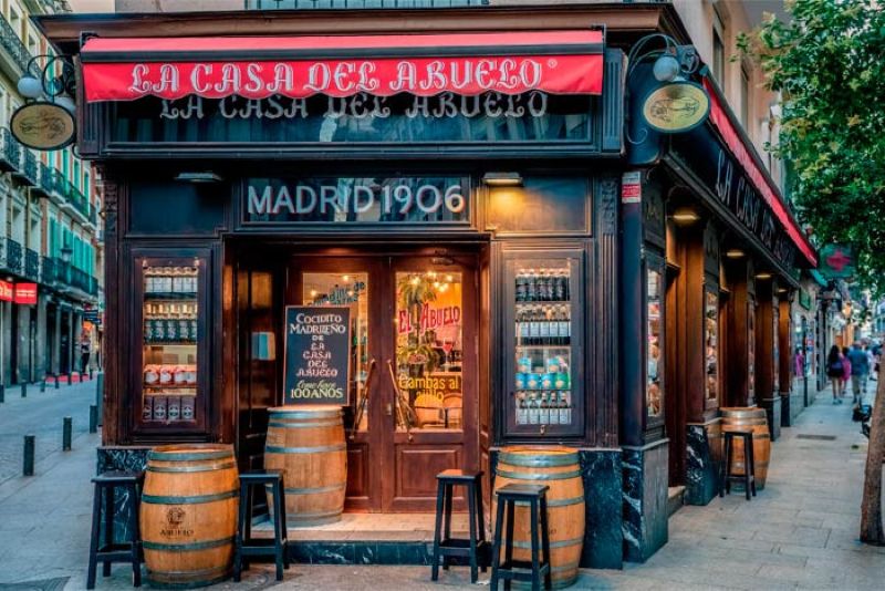 Entre tapas e historia: descubre el Madrid de las Tabernas